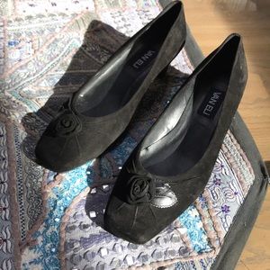 Vaneli Black suede pumps size 10 W. Never worn